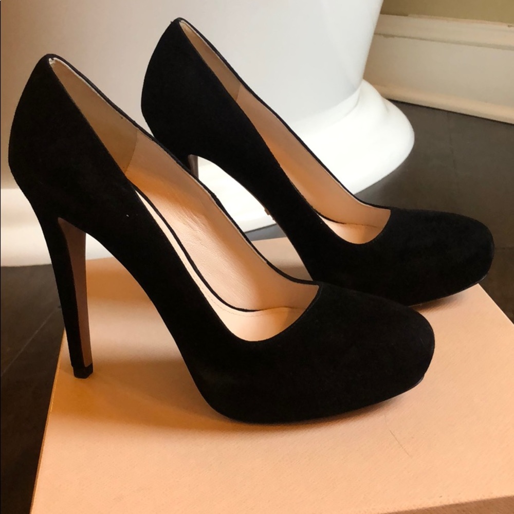 Prada black suede pumps 37.5, fits more like 37
